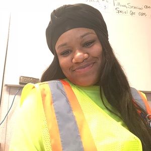 Meet your Posher, Latara